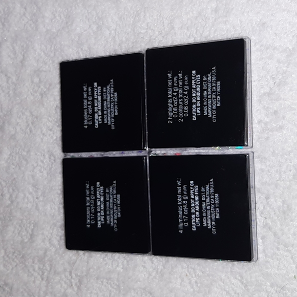 Makeup bundle - Picture 3 of 3